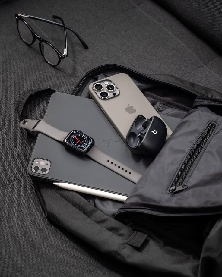 Tech & Gadgets